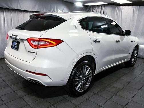 2020 Maserati Levante Base