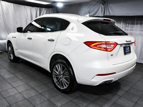 2020 Maserati Levante Base