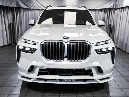 2024 BMW ALPINA XB7 Base