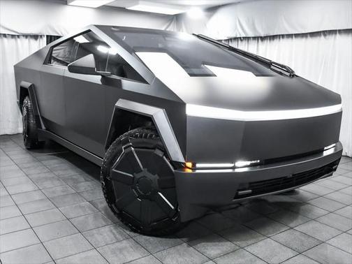 2024 Tesla Cybertruck Cyberbeast