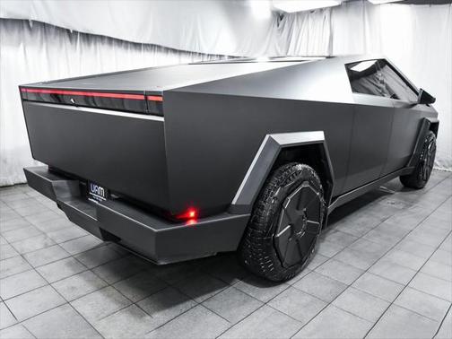 2024 Tesla Cybertruck Cyberbeast