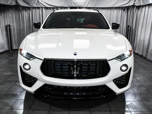 2022 Maserati Levante Modena