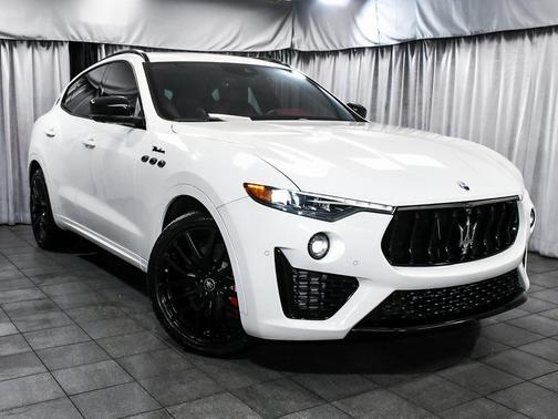 2022 Maserati Levante Modena