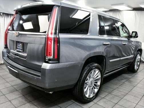 2020 Cadillac Escalade Platinum