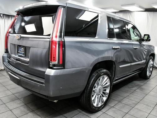 2020 Cadillac Escalade Platinum