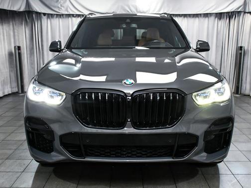 Dravit Grey Metallic 2023 BMW X5 M50i
