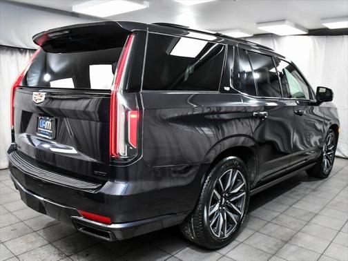 2022 Cadillac Escalade Sport