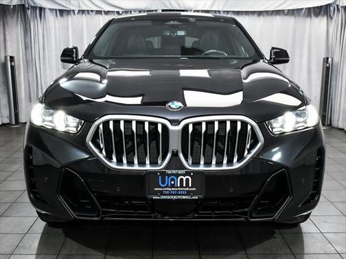 2025 BMW X6 xDrive40i