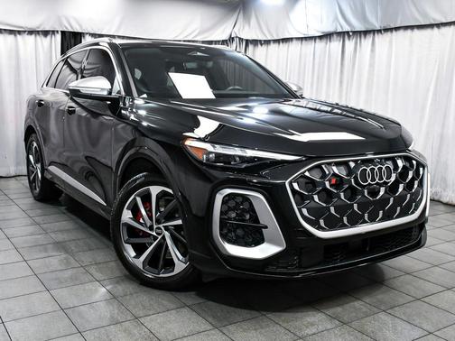 Black Metallic 2025 Audi SQ5 3.0T Premium Plus