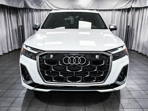 2025 Audi SQ7 4.0T Premium Plus
