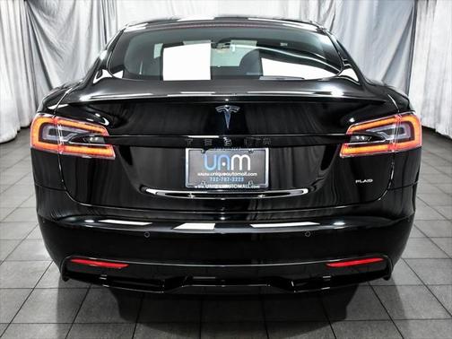 2021 Tesla Model S Plaid