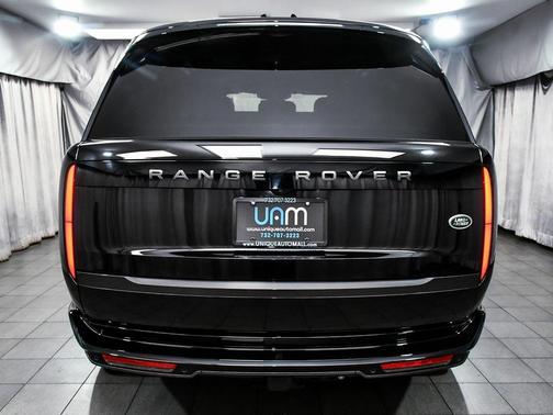 2023 Land Rover Range Rover P530 SE