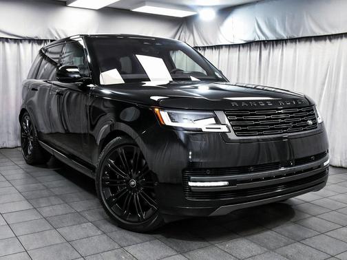 2023 Land Rover Range Rover P530 SE