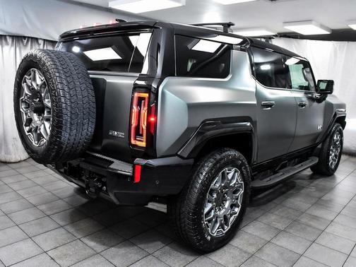 2024 GMC HUMMER EV SUV 3X