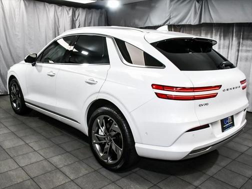 2024 Genesis Electrified GV70 Advanced AWD