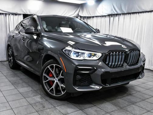 2023 BMW X6 M50i