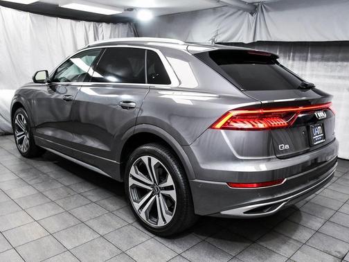 2021 Audi Q8 55 Premium Plus
