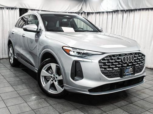 2025 Audi Q5 Premium Plus