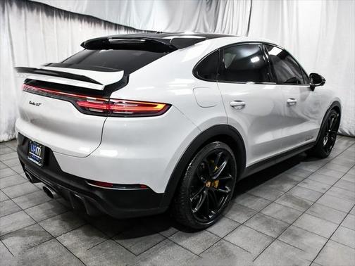2023 Porsche Cayenne Turbo GT