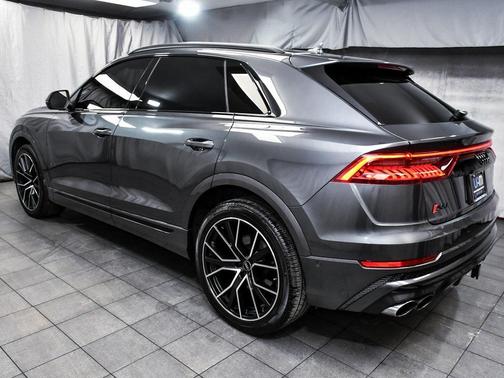 2022 Audi SQ8 4.0T Premium Plus