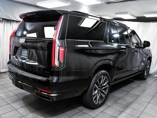 2021 Cadillac Escalade ESV Sport