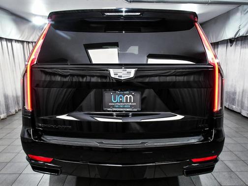 2021 Cadillac Escalade ESV Sport