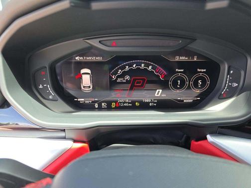 2022 Lamborghini Urus Pearl Capsule