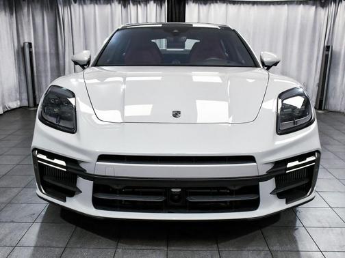 2025 Porsche Panamera Panamera Turbo E-Hybrid