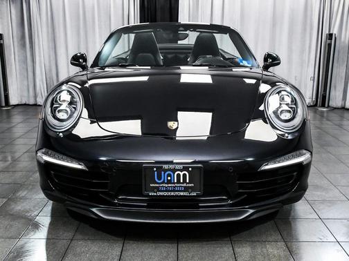 2016 Porsche 911 911 Carrera 4 Cabriolet