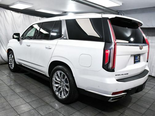 Crystal White Tricoat 2021 Cadillac Escalade Premium Luxury