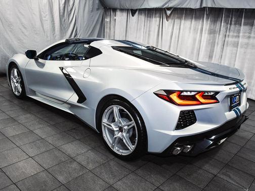 Silver Flare Metallic 2023 Chevrolet Corvette Stingray w/3LT