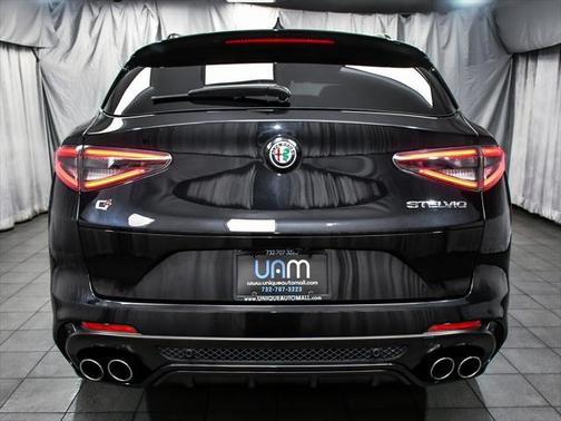 2024 Alfa Romeo Stelvio Quadrifoglio