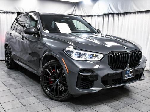 2023 BMW X5 M50i