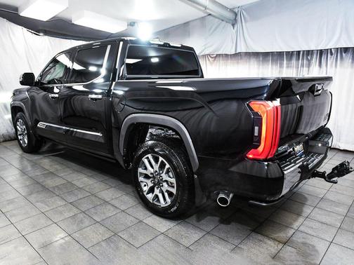 2025 Toyota Tundra Hybrid 1794 Edition