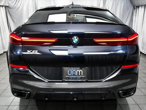 2023 BMW X6 xDrive40i