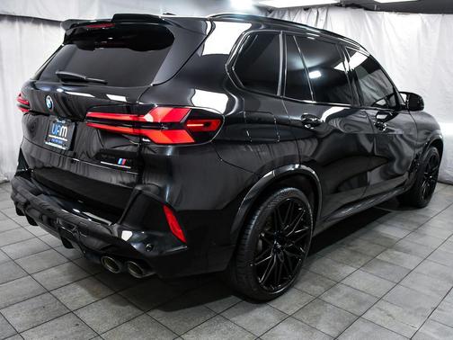 Black 2024 BMW X5 M Competition