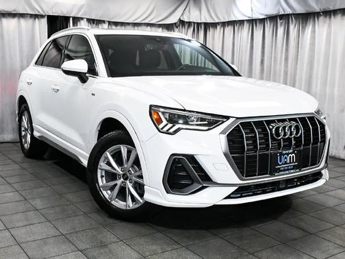 White 2024 Audi Q3 Premium 45 TFSI S line quattro Tiptronic