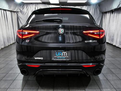 2023 Alfa Romeo Stelvio Veloce