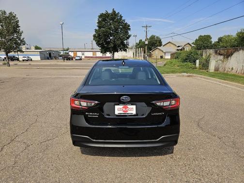 Crystal Black Silica 2025 Subaru Legacy Limited
