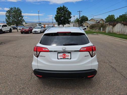 Platinum White Pearl 2022 Honda HR-V EX
