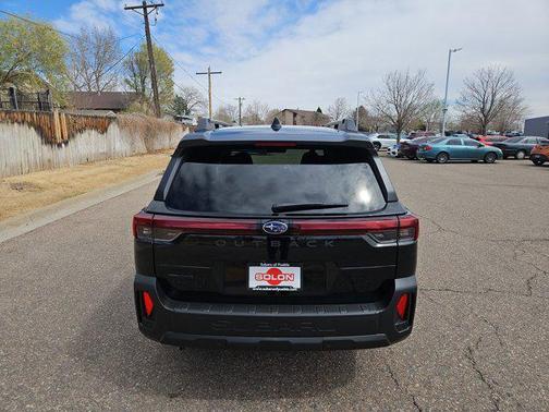 Crystal Black Silica 2026 Subaru Outback Limited