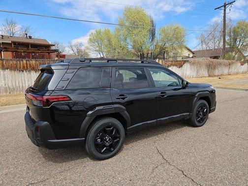 Crystal Black Silica 2026 Subaru Outback Limited