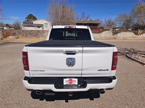 Ivory White Tri-Coat Pearlcoat 2021 RAM 1500 Limited