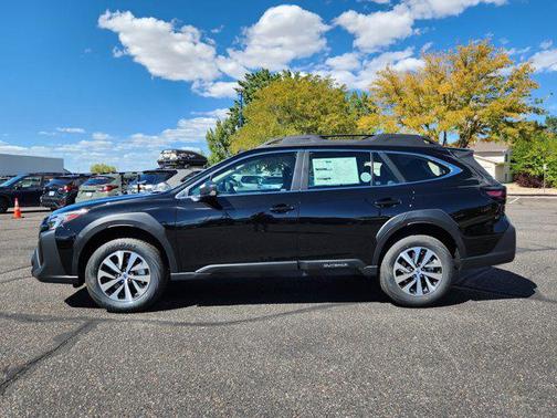 2025 Subaru Outback Base