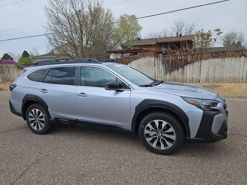 Ice Silver Metallic 2025 Subaru Outback Limited