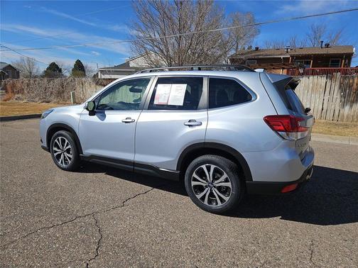 Horizon Blue Pearl 2023 Subaru Forester Limited