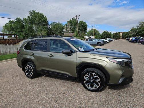 Autumn Green Metallic 2025 Subaru Forester Premium