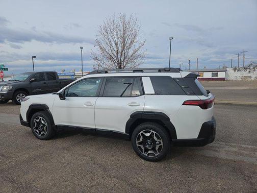 Crystal White Pearl 2026 Subaru Outback Touring