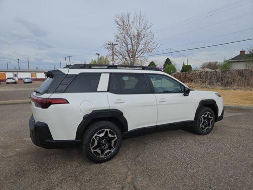 Crystal White Pearl 2026 Subaru Outback Touring