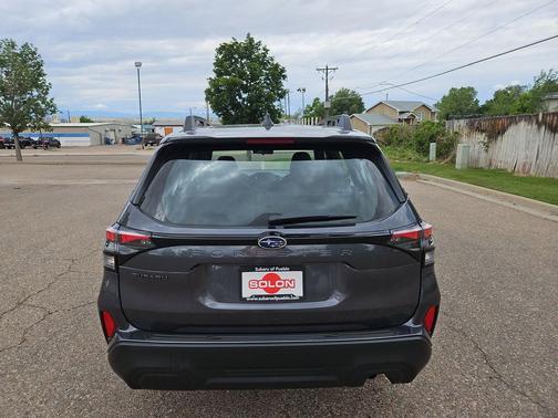 Magnetite Gray Metallic 2026 Subaru Forester Base